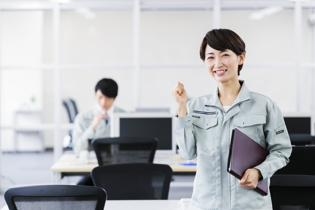 女性スタッフのイメージ