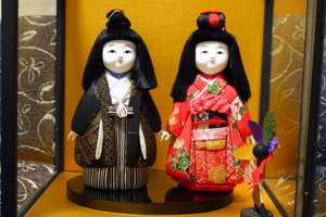 市松人形