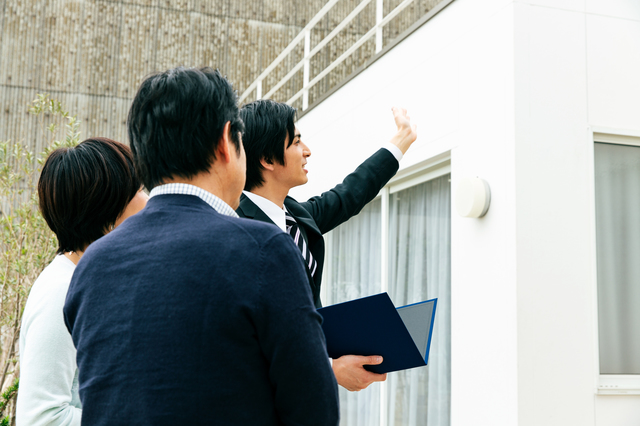 業者に相談するイメージ